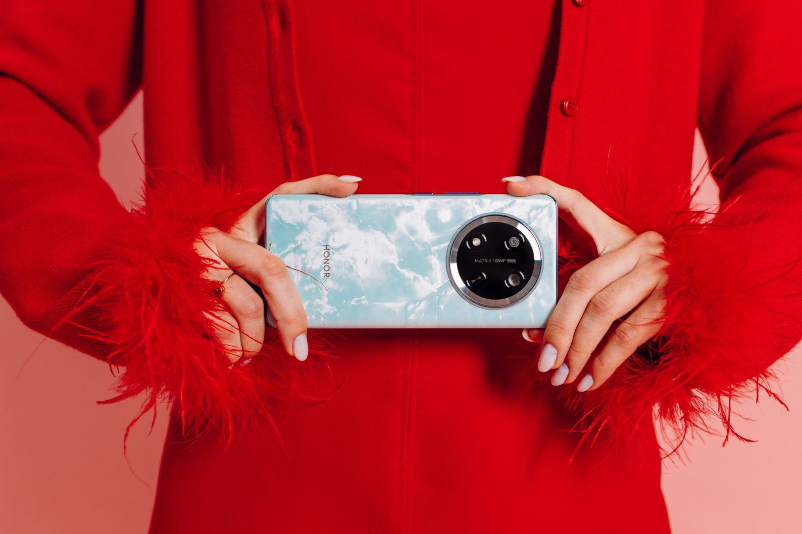 Davamlı və etibarlı yeni HONOR X9c smartfonu (FOTO/VİDEO)