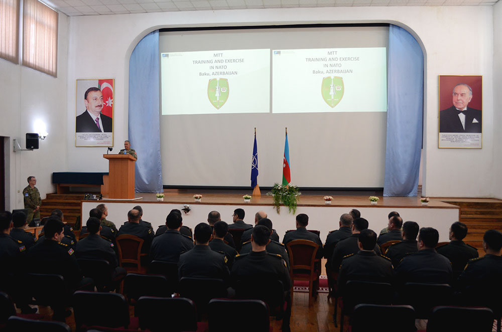 Bakıda NATO-nun təlim kursu keçirilib (FOTO)