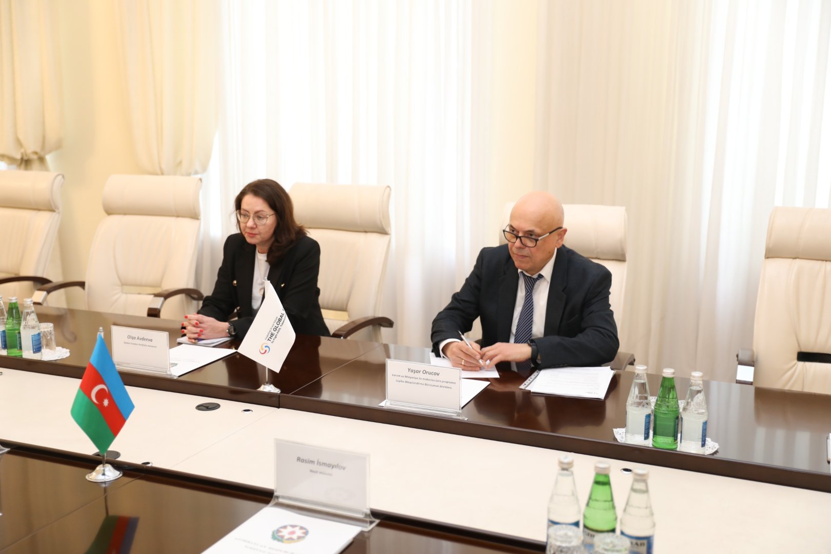 Səhiyyə Nazirliyi ilə Qlobal Fond arasında əməkdaşlıq müzakirə edildi (FOTO)