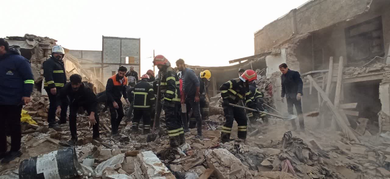 Təbrizdə yaşayış binasında partlayış: ölənlər var