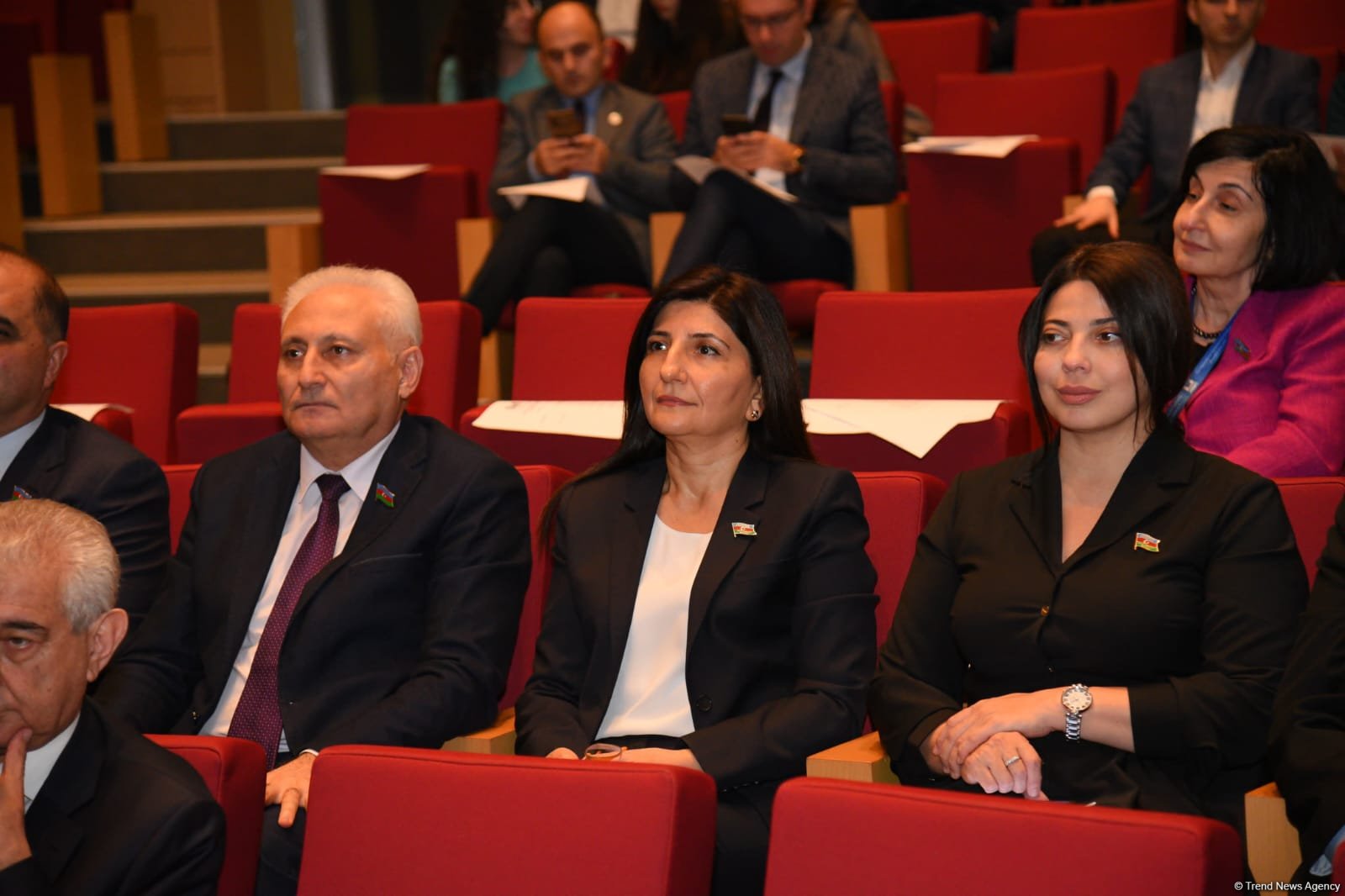 ADA Universitetində “İctimai diplomatiyada parlamentlərin rolu: Azərbaycan və Türkiyə nümunəsi” mövzusunda dəyirmi masa keçirilib (FOTO) (ƏLAVƏ OLUNUB)
