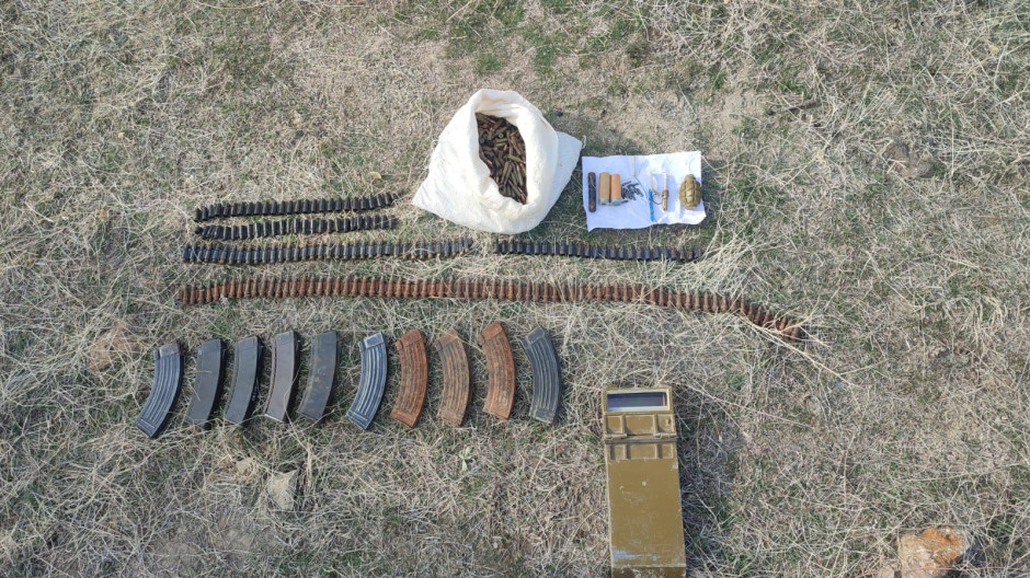 Naxçıvanın Şahbuz rayonunda hərbi sursat tapılıb (FOTO)