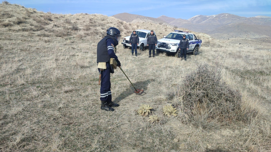 Naxçıvanın Şahbuz rayonunda hərbi sursat tapılıb (FOTO)