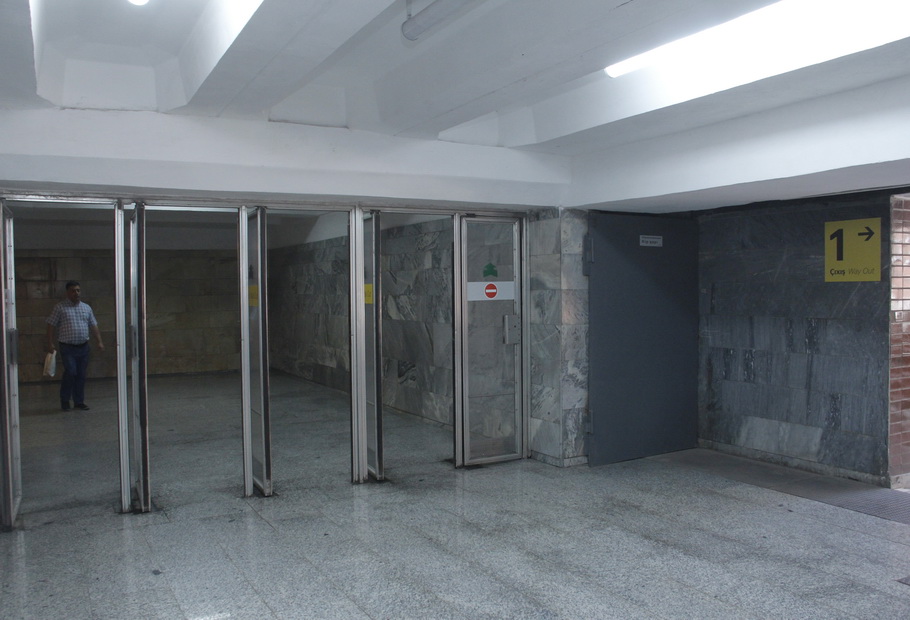 İlk dəfə metropoliten stansiyalarının çıxışları nömrələnir (FOTO)