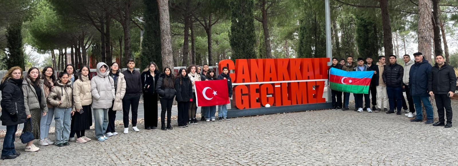 Azərbaycan və Türkiyə məktəbliləri Çanaqqalaya səfər edib