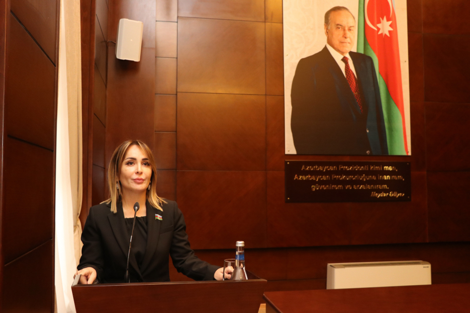 Hərbi Prokurorluqda Ulu Öndər Heydər Əliyevin vəfatının 21-ci ildönümü ilə bağlı anım mərasimi keçirilib (FOTO)