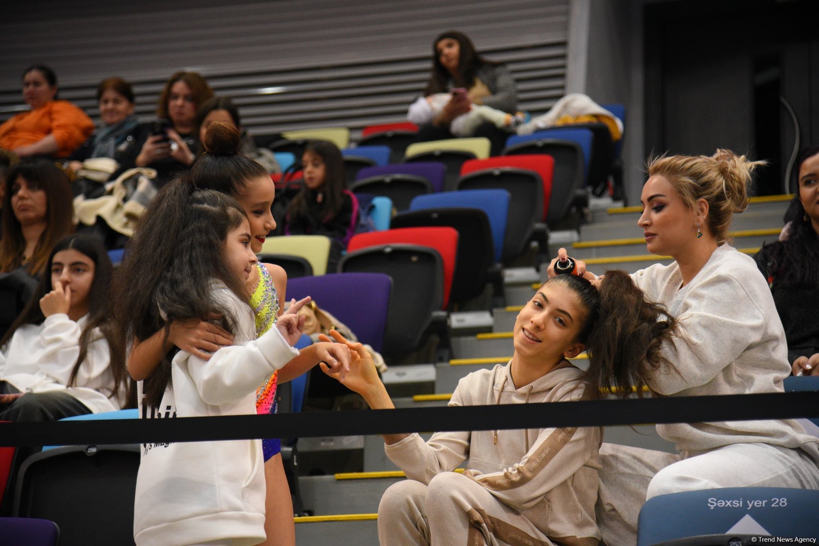 Bədii Gimnastika üzrə 29-cu Bakı çempionatı ve birinciliyi başladı (FOTO)