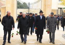 “Alyans” Azərbaycan Xüsusi Xidmət Orqanları Veteranlarının İctimai Birliyinin üzvləri ulu öndər Heydər Əliyevin məzarını ziyarət ediblər (FOTO)