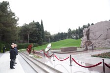 “Alyans” Azərbaycan Xüsusi Xidmət Orqanları Veteranlarının İctimai Birliyinin üzvləri ulu öndər Heydər Əliyevin məzarını ziyarət ediblər (FOTO)