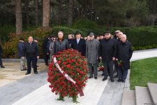“Alyans” Azərbaycan Xüsusi Xidmət Orqanları Veteranlarının İctimai Birliyinin üzvləri ulu öndər Heydər Əliyevin məzarını ziyarət ediblər (FOTO)