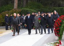 “Alyans” Azərbaycan Xüsusi Xidmət Orqanları Veteranlarının İctimai Birliyinin üzvləri ulu öndər Heydər Əliyevin məzarını ziyarət ediblər (FOTO)