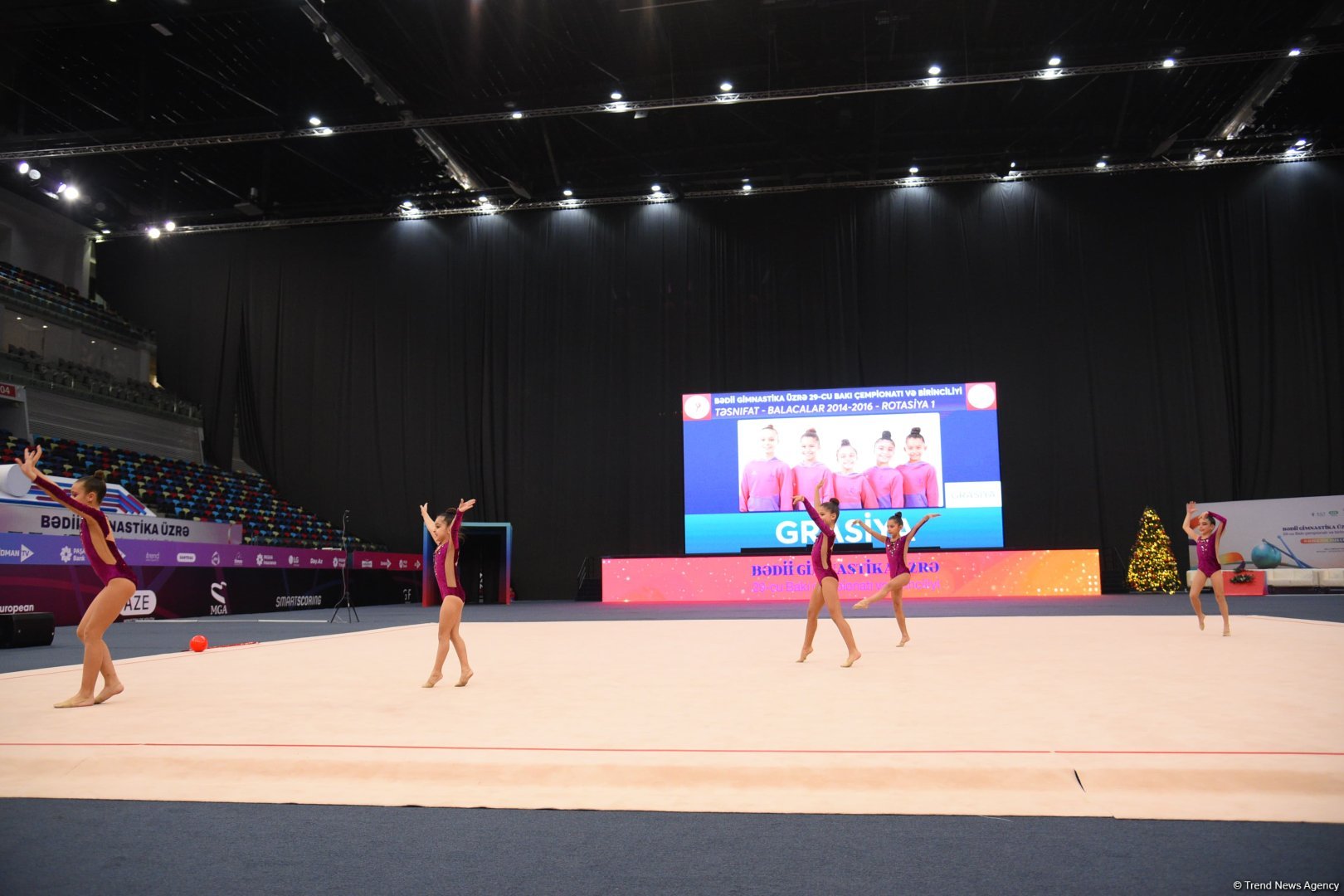 Bədii Gimnastika üzrə 29-cu Bakı çempionatı ve birinciliyi davam edir (FOTO)