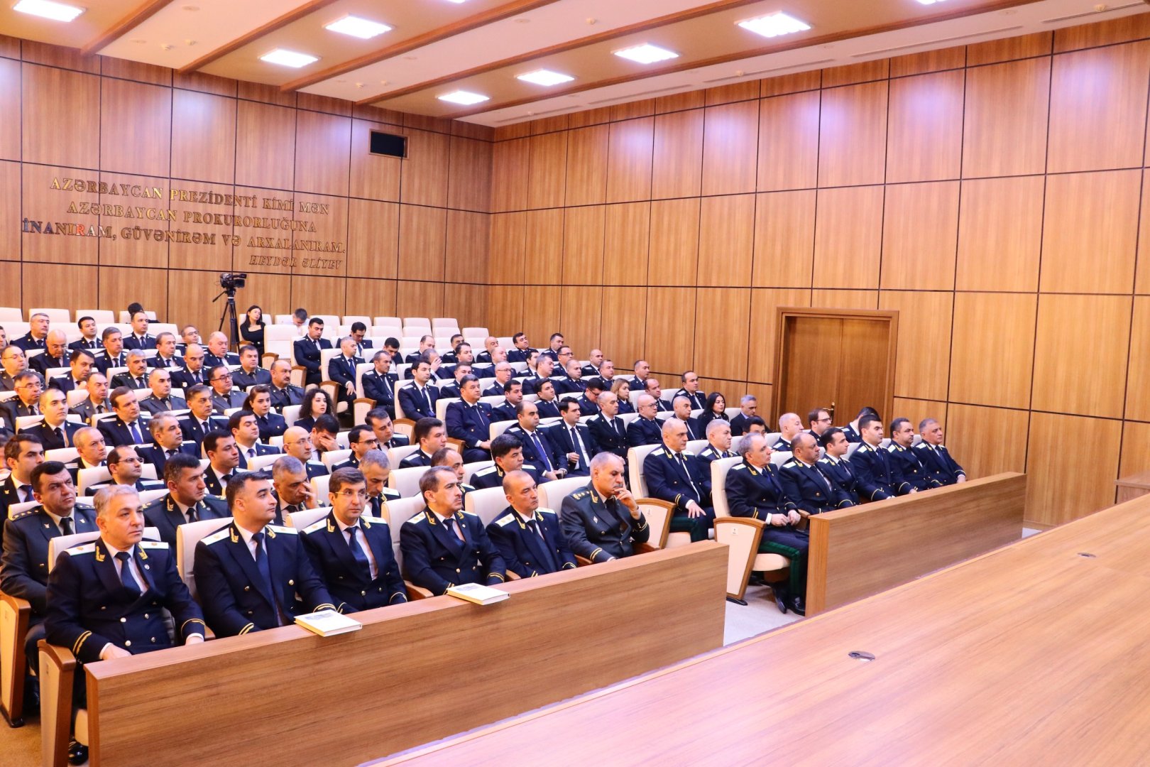 Baş Prokurorluqda Ümummilli lider Heydər Əliyevin anım gününə həsr olunan tədbir keçirilib (FOTO)