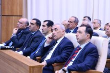 Baş prokuror yanında Elmi-Məsləhət Şurasının iclasında hüquq ictimaiyyəti üçün aktual olan məsələlər müzakirə edilib (FOTO)
