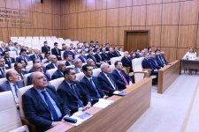 Baş prokuror yanında Elmi-Məsləhət Şurasının iclasında hüquq ictimaiyyəti üçün aktual olan məsələlər müzakirə edilib (FOTO)