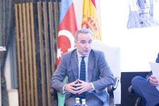 Madriddə tanınmış jurnalist-fotoqraf Gervasio Sançezin Azərbaycanın mina problemindən bəhs edən jurnalının təqdimatı keçirilib (FOTO)