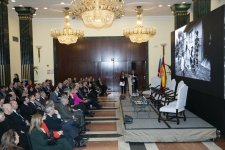 Madriddə tanınmış jurnalist-fotoqraf Gervasio Sançezin Azərbaycanın mina problemindən bəhs edən jurnalının təqdimatı keçirilib (FOTO)