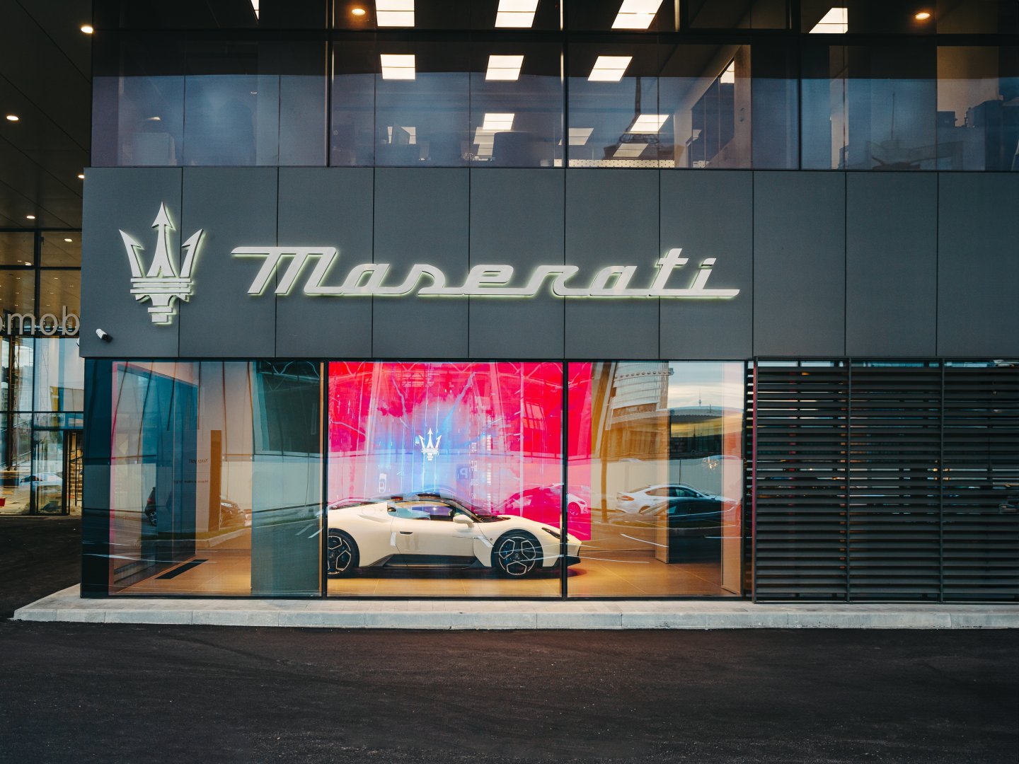 “Maserati” Azərbaycanda premium auditoriyaya yönəlik strategiyasını genişləndirir - Filipp Klaverol (FOTO)