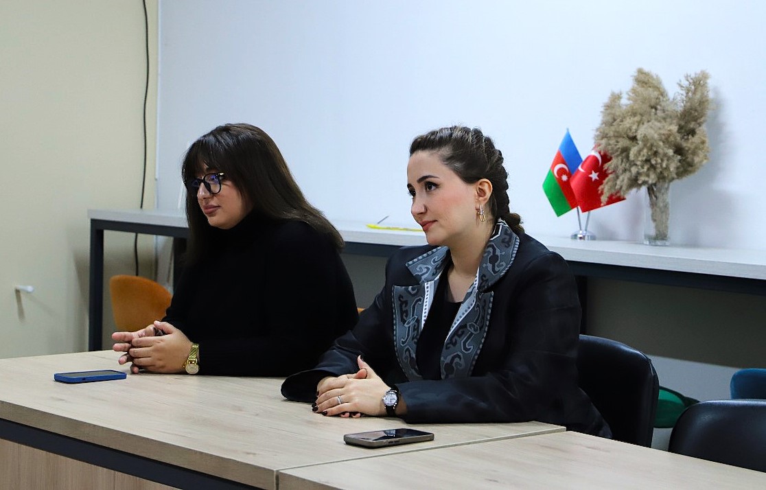 Azərbaycan Üzgüçülük Federasiyası əməkdaşlıq memorandumu imzalayıb (FOTO)