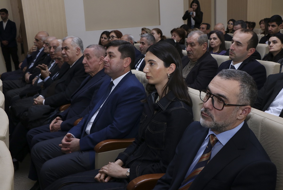 AzMİU-da Ulu Öndər Heydər Əliyevin anım tədbiri keçirilib (FOTO)