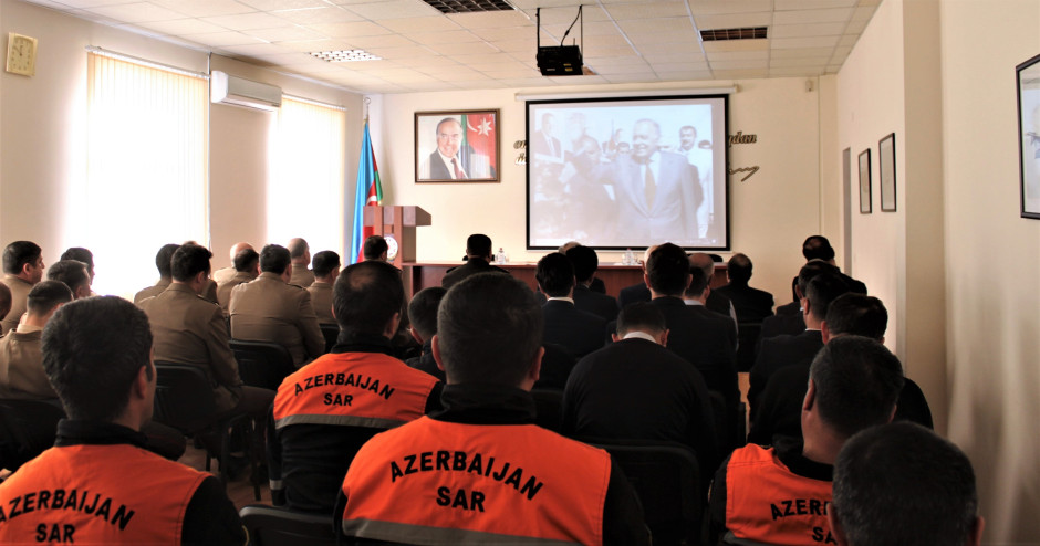 FHN-in qurumlarında və regional mərkəzlərində Ümummilli Lider Heydər Əliyevin anım günü ilə əlaqədar tədbirlər keçirilib (FOTO)