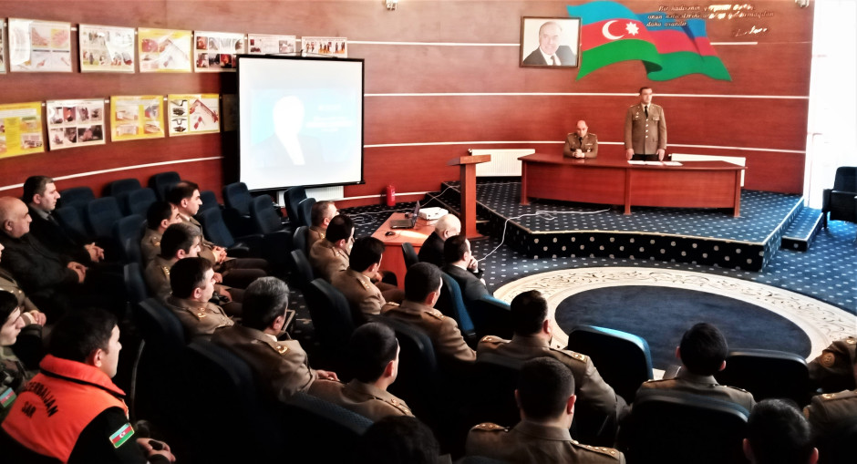 FHN-in qurumlarında və regional mərkəzlərində Ümummilli Lider Heydər Əliyevin anım günü ilə əlaqədar tədbirlər keçirilib (FOTO)