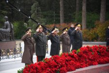 Azərbaycan xalqı Ulu Öndər Heydər Əliyevin xatirəsini yad edib (FOTO) (ƏLAVƏ OLUNUB)