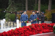 Azərbaycan xalqı Ulu Öndər Heydər Əliyevin xatirəsini yad edib (FOTO) (ƏLAVƏ OLUNUB)
