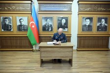 NATO Müdafiə Kollecinin nümayəndə heyəti ilə hərbi təhsil sahəsində məsələlərə dair fikir mübadiləsi aparılıb (FOTO)