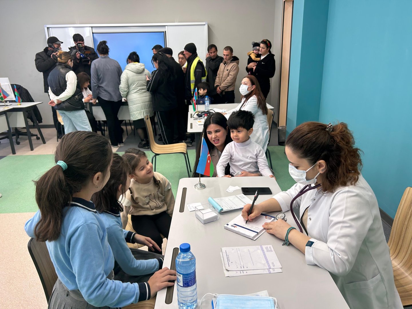 Səhiyyə Nazirliyi Füzuli şəhərində ağciyər xəstəliklərinin erkən aşkarlanması ilə bağlı səyyar tibbi müayinələr təşkil edib (FOTO)