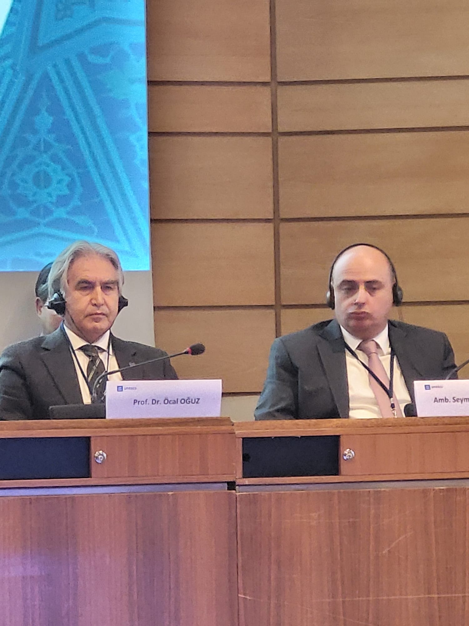 UNESCO-da "Divanü Lüğət-it-Türk"ün 950 illiyinə həsr edilmiş konfrans keçirilib (FOTO/VİDEO)