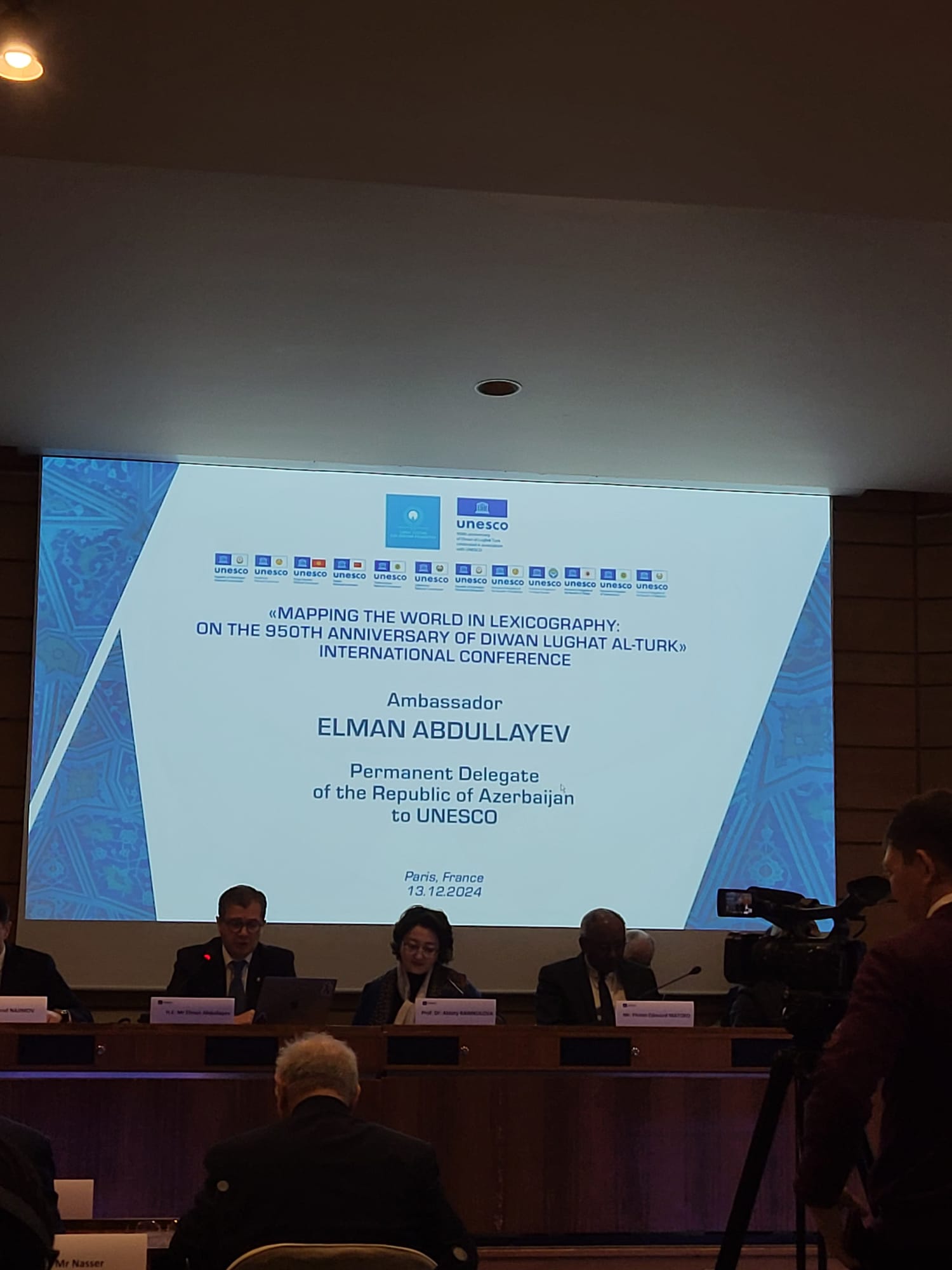UNESCO-da "Divanü Lüğət-it-Türk"ün 950 illiyinə həsr edilmiş konfrans keçirilib (FOTO/VİDEO)