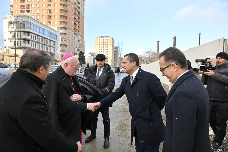 Bakıda II İoann Pavelin şərəfinə tikiləcək katolik kilsəsinin yerləşəcəyi ərazinin təqdisetmə mərasimi keçirilib (FOTO)