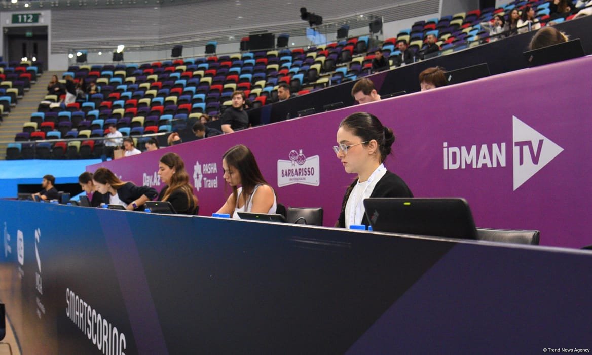 Bakıda bədii gimnastika üzrə "Qış nağılı" adlı beynəlxalq turnir start götürüb (FOTO)