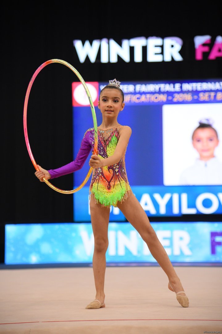 Bakıda bədii gimnastika üzrə "Qış nağılı" adlı beynəlxalq turnir start götürüb (FOTO)