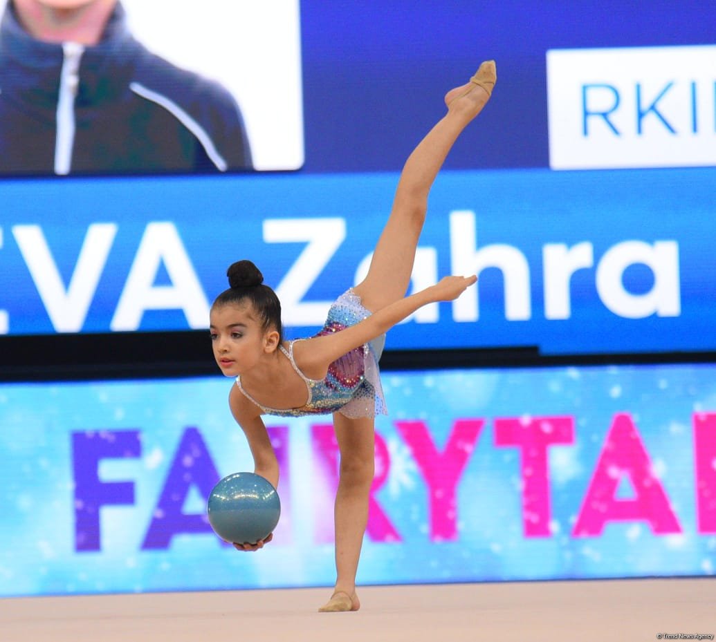 Bakıda bədii gimnastika üzrə "Qış nağılı" adlı beynəlxalq turnir start götürüb (FOTO)