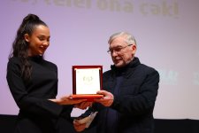 CINEMO Mobil Film Festivalının mükafatlandırma mərasimi keçirildi (FOTO)