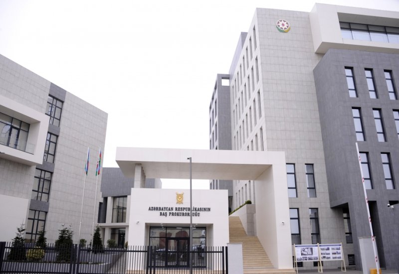 Yasamalda çoxmərtəbəli yaşayış binasındakı yanğınla bağlı cinayət işi başlanıb - Baş Prokurorluq