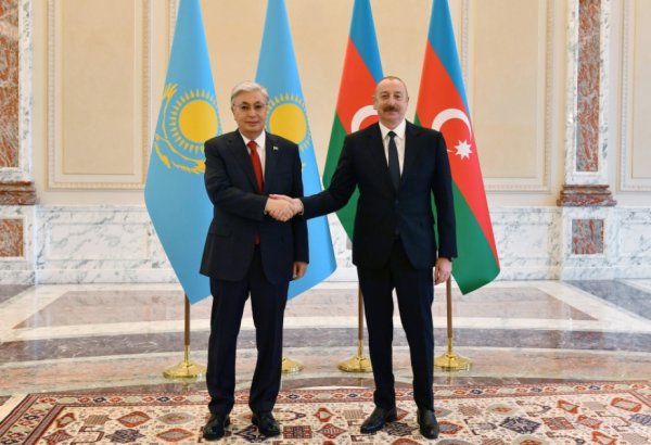 Xəzərin məsuliyyət yükü - Azərbaycan və Qazaxıstan Avrasiyanın əsas oyunçularına çevrilir