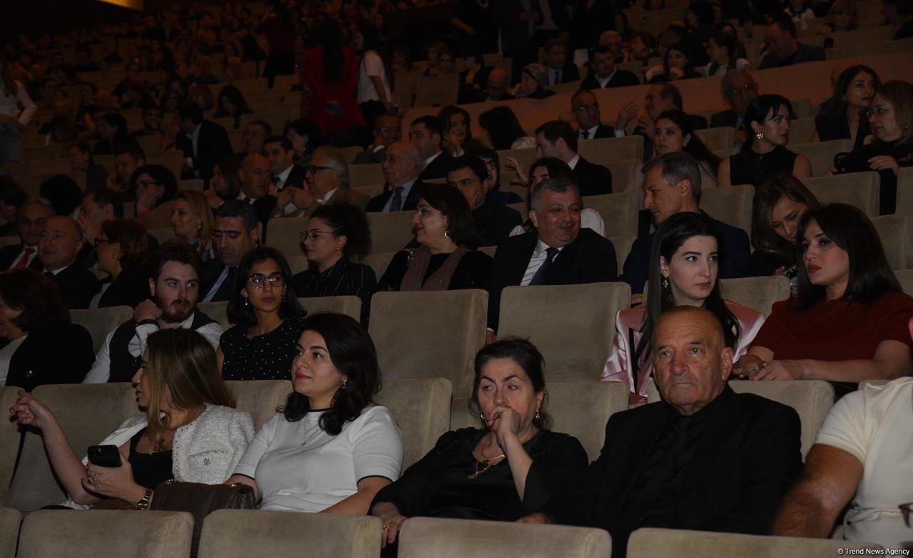 Bakıda Tofiq Əhmədovun 100 illiyinə həsr olunmuş konsert keçirilib – Xatirə və musiqi dolu bir axşam (FOTO/VİDEO)
