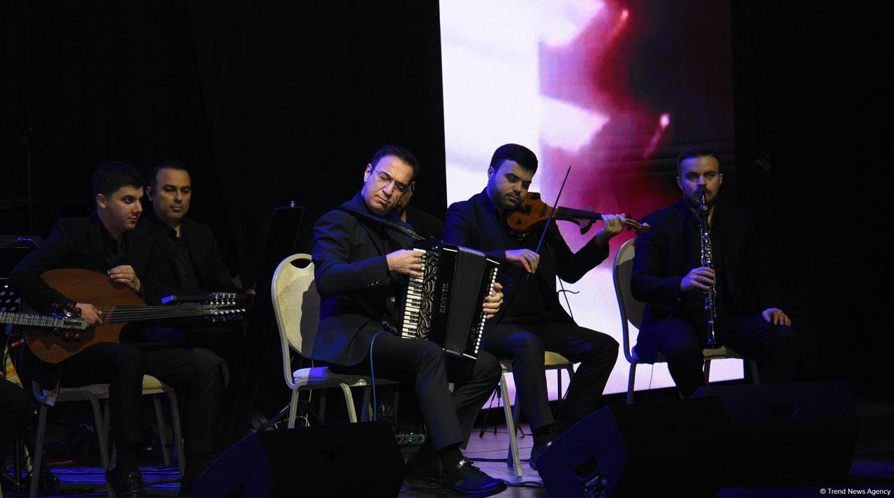 Bakıda Tofiq Əhmədovun 100 illiyinə həsr olunmuş konsert keçirilib – Xatirə və musiqi dolu bir axşam (FOTO/VİDEO)