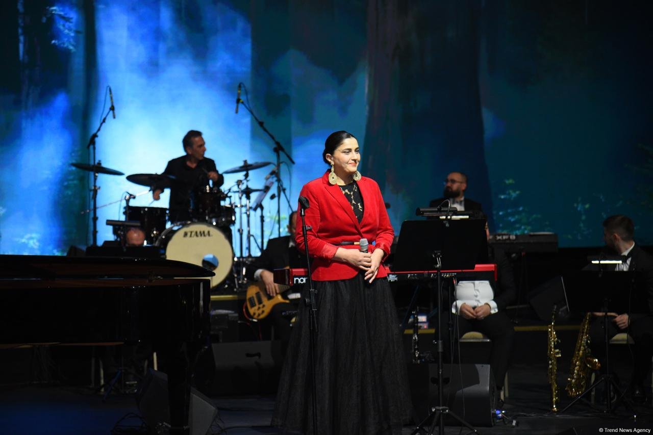 Bakıda Tofiq Əhmədovun 100 illiyinə həsr olunmuş konsert keçirilib – Xatirə və musiqi dolu bir axşam (FOTO/VİDEO)