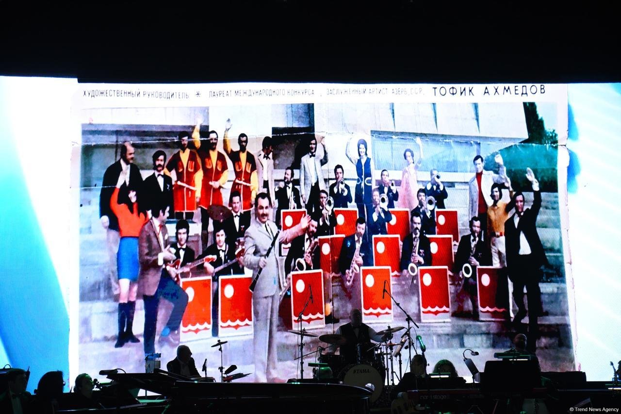 Bakıda Tofiq Əhmədovun 100 illiyinə həsr olunmuş konsert keçirilib – Xatirə və musiqi dolu bir axşam (FOTO/VİDEO)