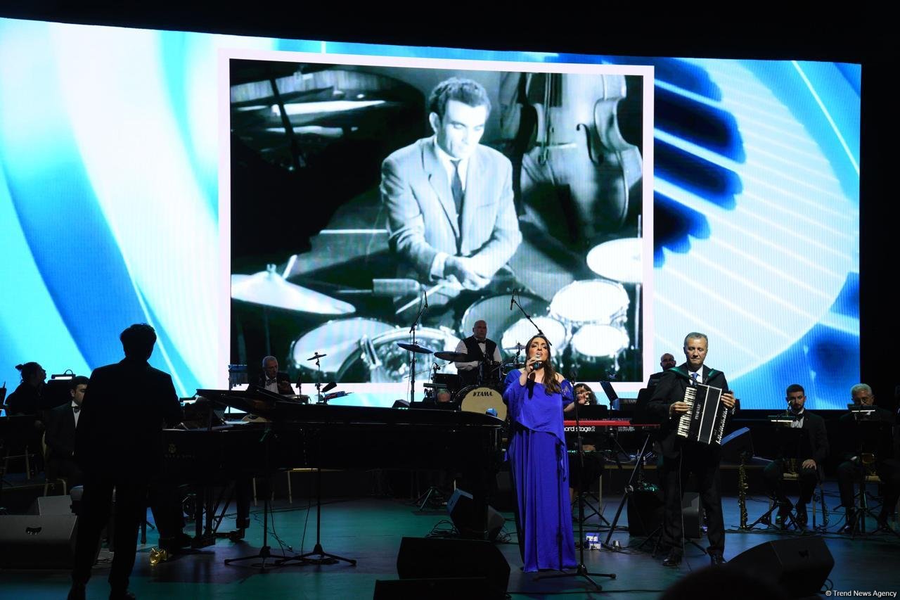 Bakıda Tofiq Əhmədovun 100 illiyinə həsr olunmuş konsert keçirilib – Xatirə və musiqi dolu bir axşam (FOTO/VİDEO)