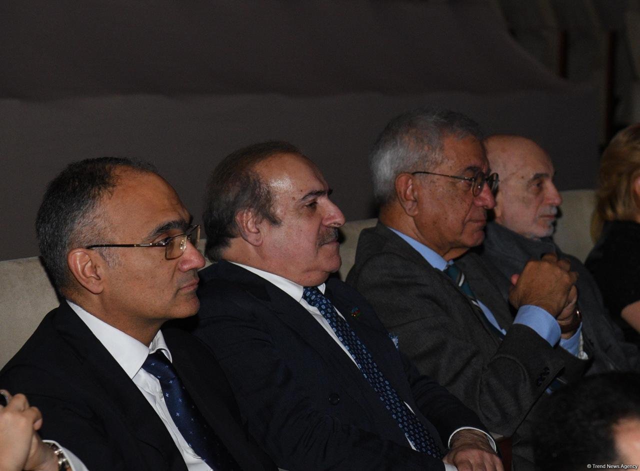 Bakıda Tofiq Əhmədovun 100 illiyinə həsr olunmuş konsert keçirilib – Xatirə və musiqi dolu bir axşam (FOTO/VİDEO)