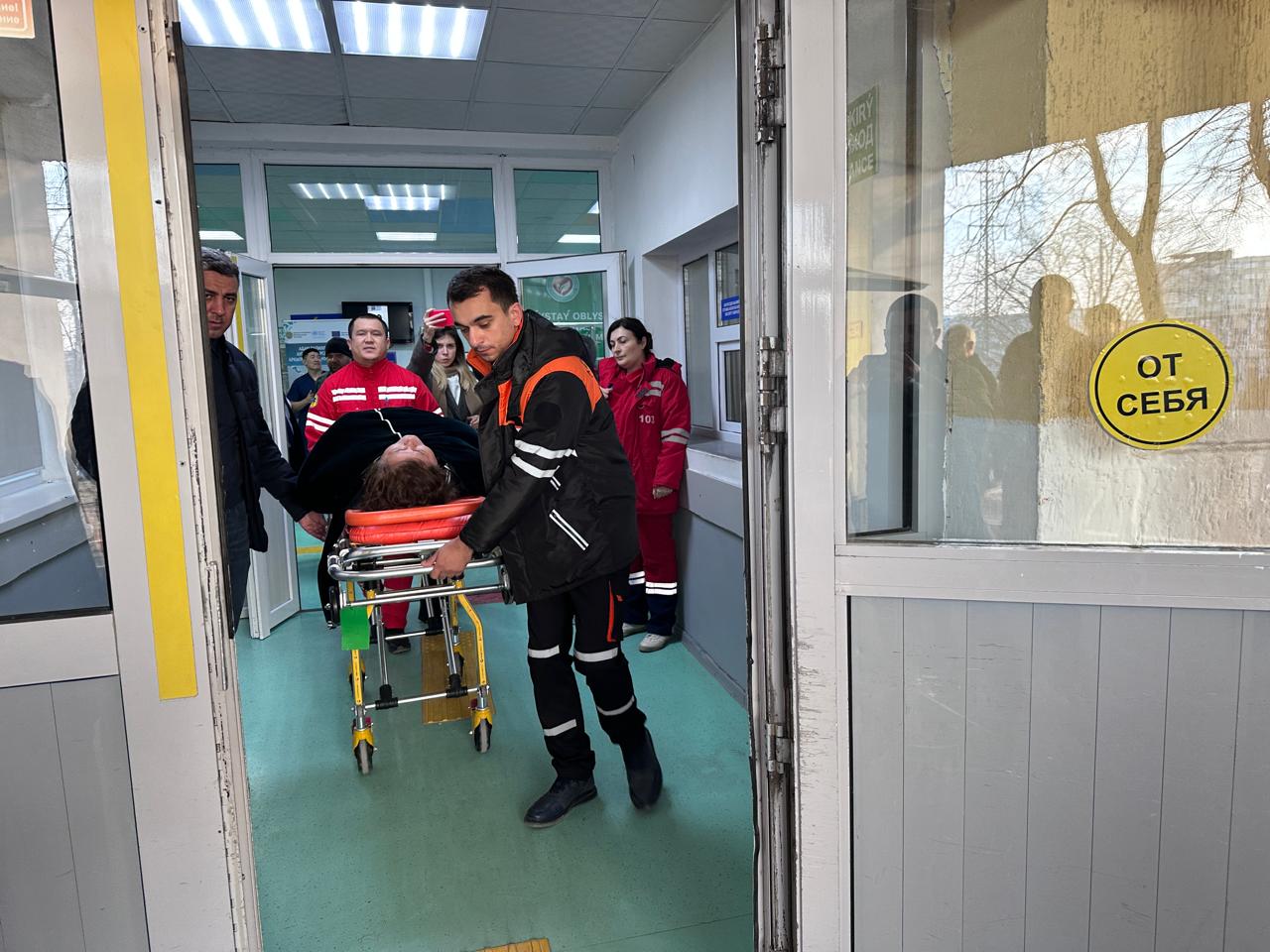 Aktauda təyyarə qəzasında yaralanan vətəndaşlar FHN-nin xüsusi təyyarəsi ilə Bakıya yola düşüb (FOTO)