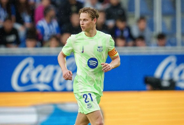 De Yonq "Barselona"nın tarixinə düşdü