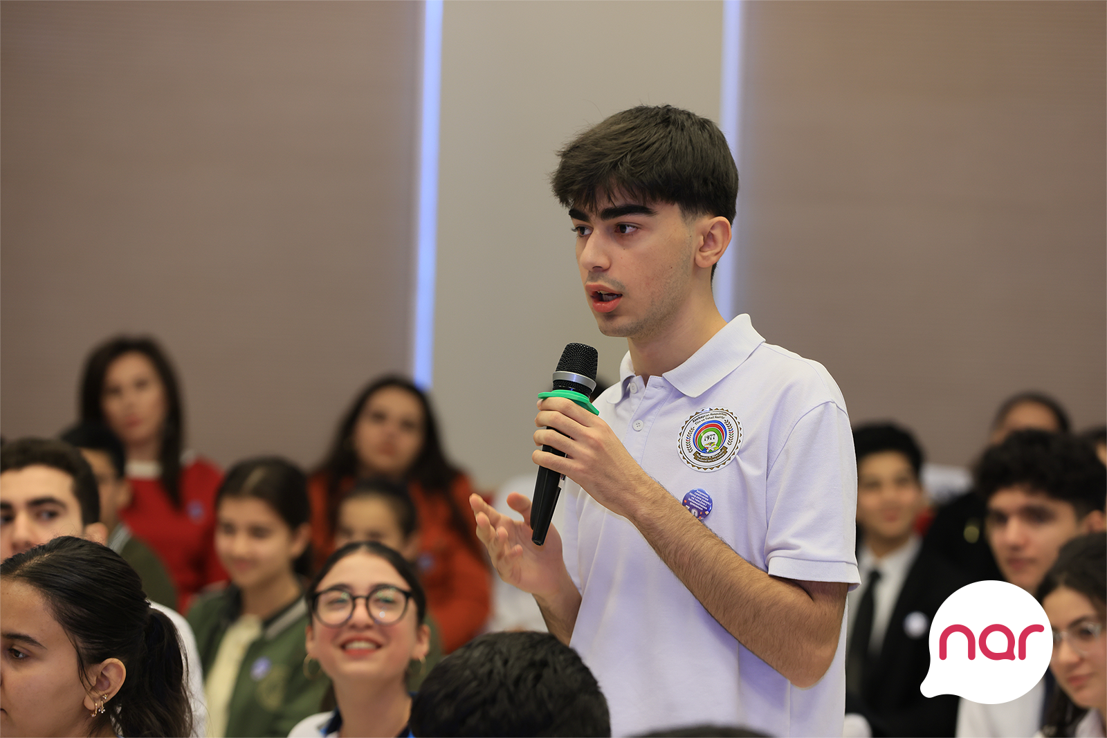 “Nar”ın dəstəyi ilə uşaq hüquqlarına həsr olunmuş debat forum keçirildi (FOTO)