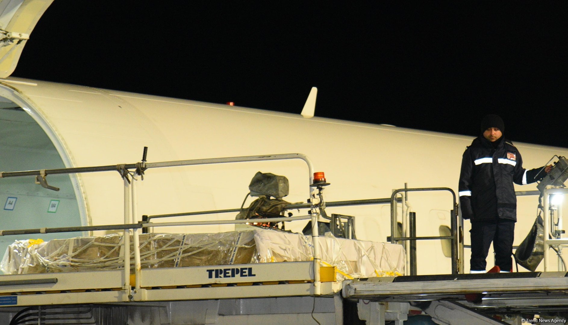 Aktau yaxınlığında qəzada həlak olan ekipaj üzvlərinin və 21 sərnişinin nəşləri Bakıya gətirilib (ƏLAVƏ OLUNUB) (FOTO/VİDEO)