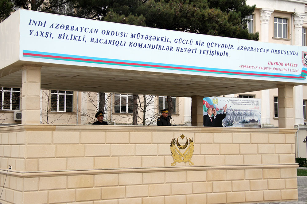 Azərbaycan Ordusunun Dünya Azərbaycanlılarının Həmrəyliyi Günü və Yeni İl münasibətilə silsilə tədbirləri keçirilib (FOTO)